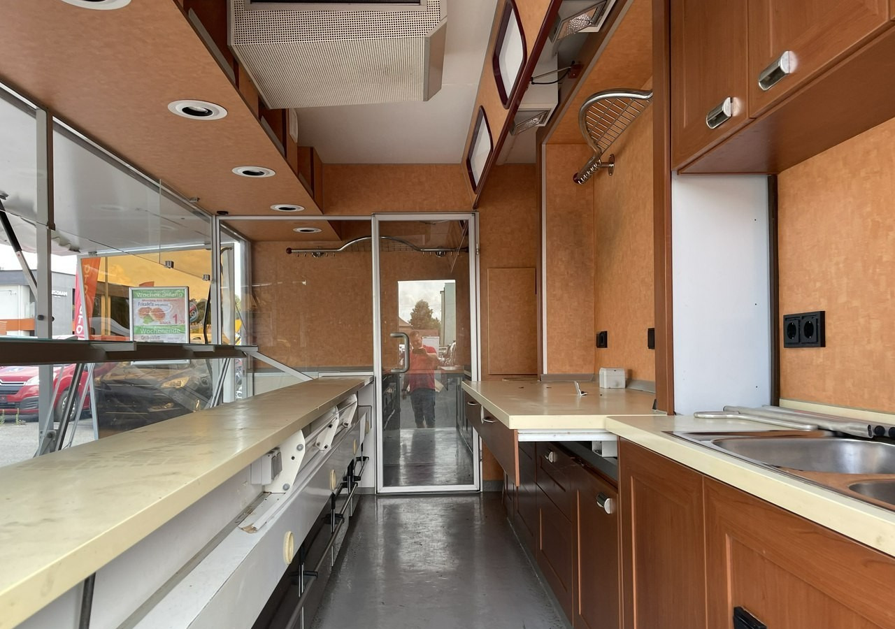 Fiat Ducato Autosklep wędlin Gastronomiczny Food Truck Foodtruck 55122km Borco20 - Matbil: bild 3 Fiat Ducato Autosklep wędlin Gastronomiczny Food Truck Foodtruck 55122km Borco20 - Matbil: bild 3