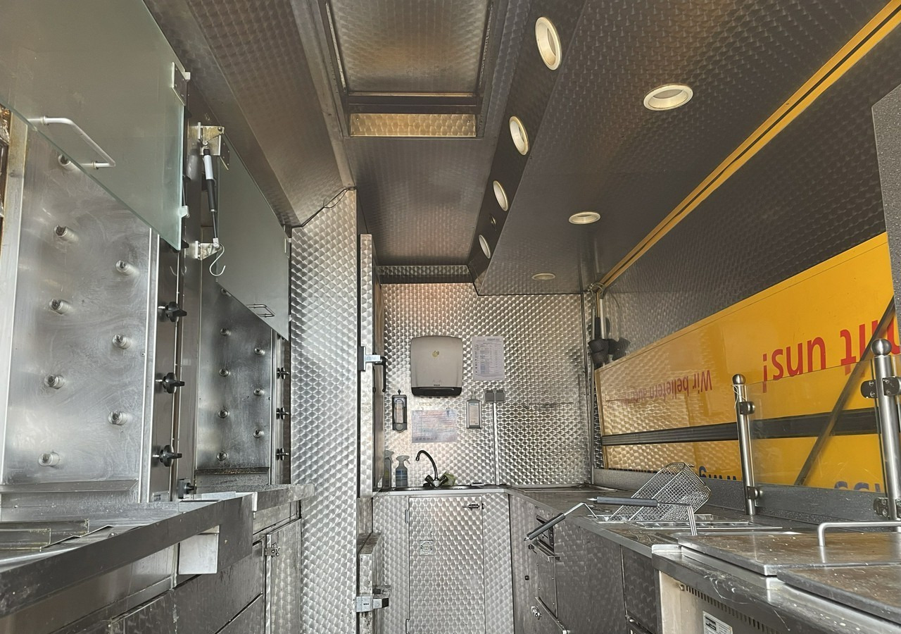 Fiat Ducato Ducato Autogrill Autosklep Foodtruck food truck Gastronomiczny 2018 - Matbil: bild 1 Fiat Ducato Ducato Autogrill Autosklep Foodtruck food truck Gastronomiczny 2018 - Matbil: bild 1