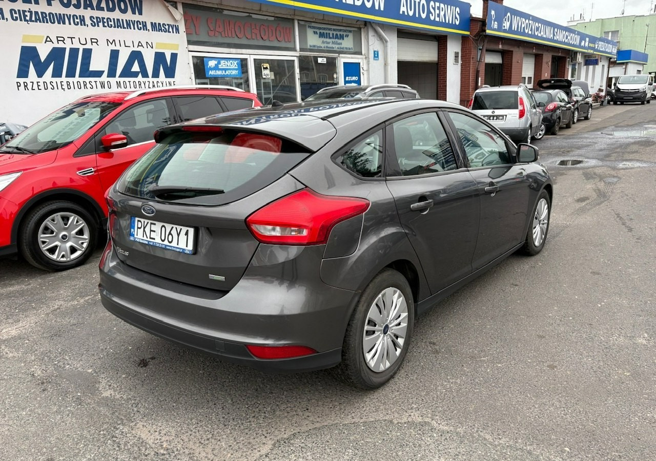 Ford Focus III Focus 1.0 EcoBoost Klima Salon PL 2015 - Hatchback/ Halvkombi: bild 4 Ford Focus III Focus 1.0 EcoBoost Klima Salon PL 2015 - Hatchback/ Halvkombi: bild 4