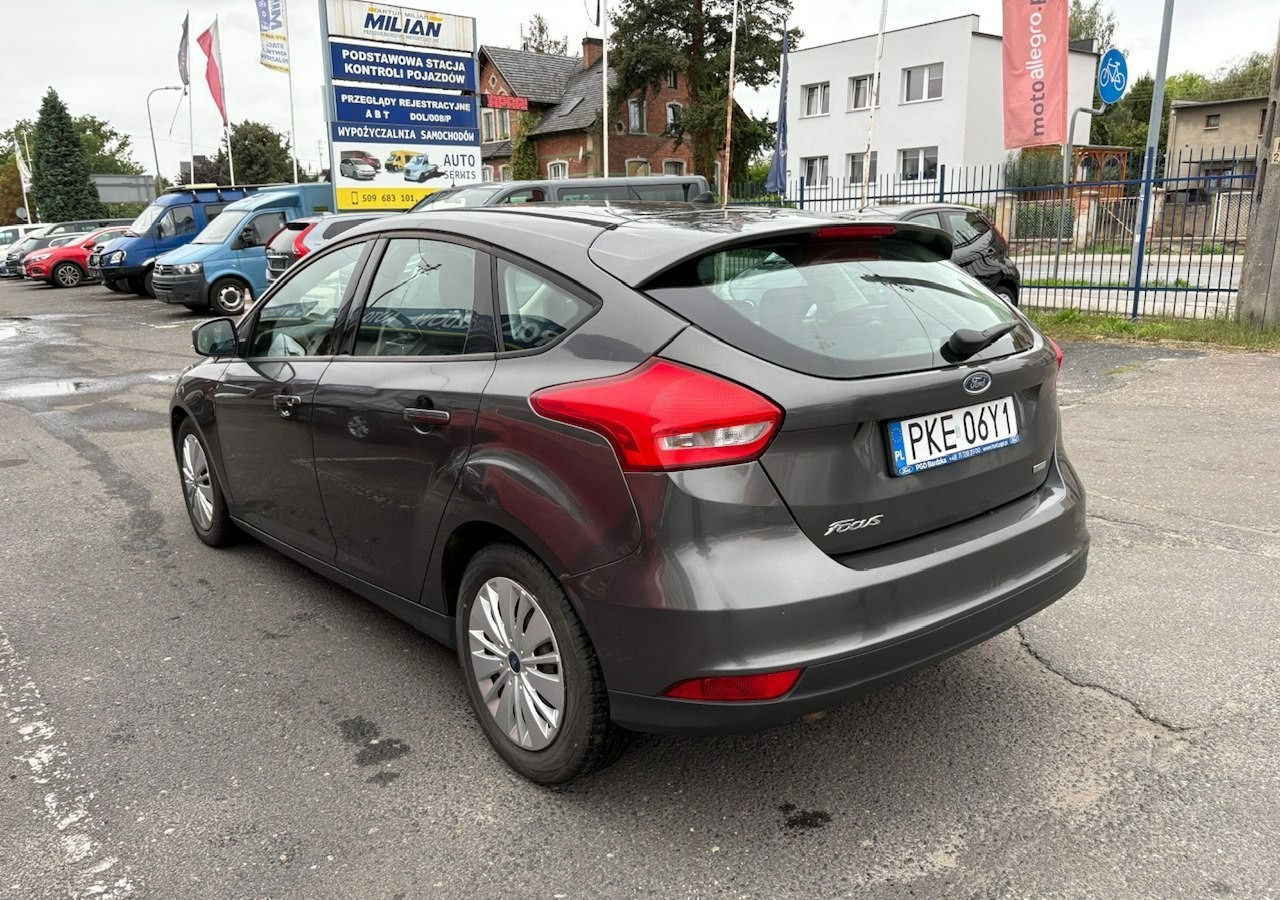 Ford Focus III Focus 1.0 EcoBoost Klima Salon PL 2015 - Hatchback/ Halvkombi: bild 5 Ford Focus III Focus 1.0 EcoBoost Klima Salon PL 2015 - Hatchback/ Halvkombi: bild 5