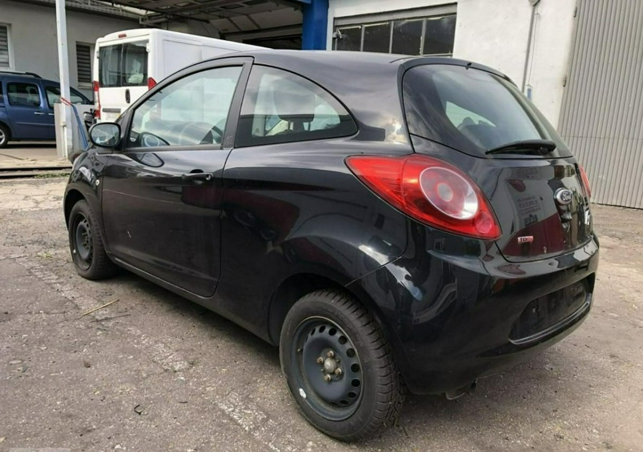 Ford KA II Ford KA 1,3 tdci 75KM 2012 - Hatchback/ Halvkombi: bild 4 Ford KA II Ford KA 1,3 tdci 75KM 2012 - Hatchback/ Halvkombi: bild 4
