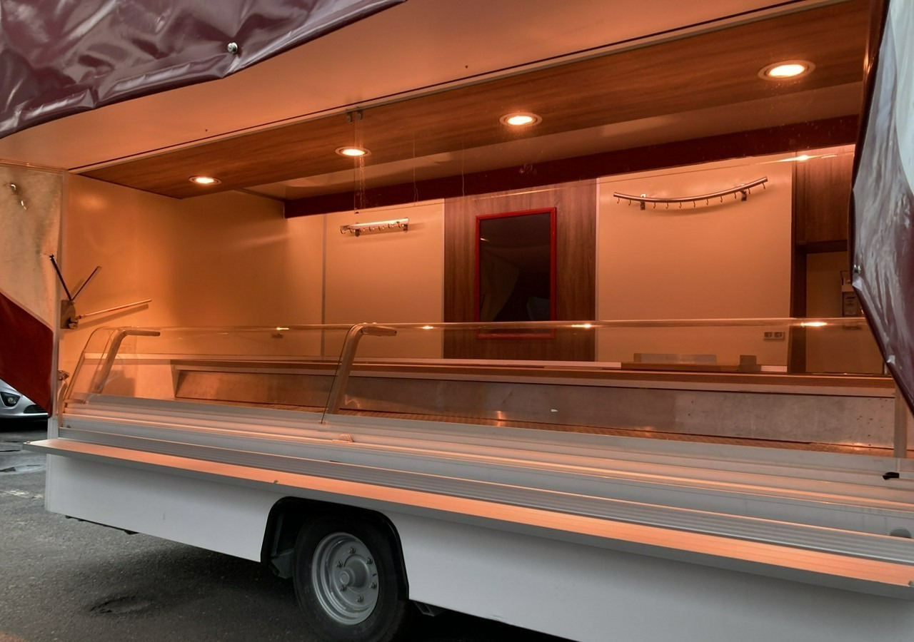 Inna Inny Przycze Autosklep wędli Gastronomiczna food truck foodtruck sklep 20 - Försäljningsvagn: bild 1 Inna Inny Przycze Autosklep wędli Gastronomiczna food truck foodtruck sklep 20 - Försäljningsvagn: bild 1