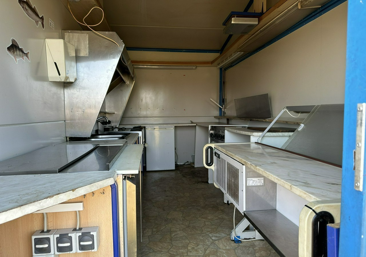 Inna Inny Smażalnia ryb Autosklep Gastronomiczna food truck foodtruck sklep 20 - Försäljningsvagn: bild 5 Inna Inny Smażalnia ryb Autosklep Gastronomiczna food truck foodtruck sklep 20 - Försäljningsvagn: bild 5
