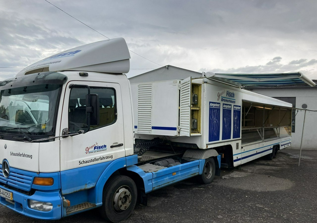 Inna Inny naczepa Autosklep wędlin Gastronomiczna food truck foodtruck sklep - Försäljningsvagn: bild 5 Inna Inny naczepa Autosklep wędlin Gastronomiczna food truck foodtruck sklep - Försäljningsvagn: bild 5