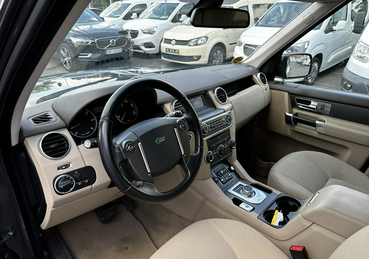 Land Rover Discovery IV Discovery IV 3.0SD V6 HSE Bogate Wyposażenie 2013 - SUV: bild 2 Land Rover Discovery IV Discovery IV 3.0SD V6 HSE Bogate Wyposażenie 2013 - SUV: bild 2