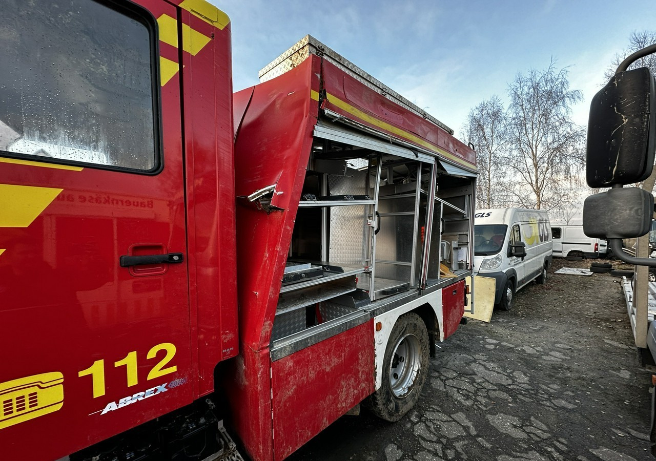 Släck/ Räddningsvagn Mercedes-Benz Inny Mercedes-Benz Atego 918 Straż Pożarna 4X4 2006: bild 9