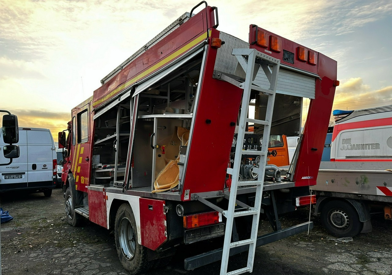 Släck/ Räddningsvagn Mercedes-Benz Inny Mercedes-Benz Atego 918 Straż Pożarna 4X4 2006: bild 8
