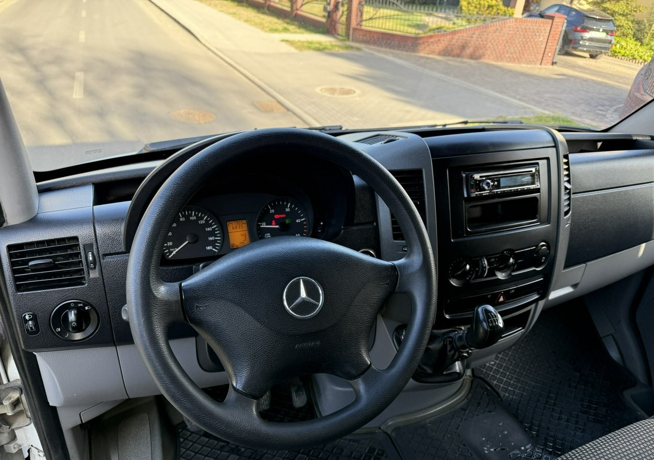 Mercedes-Benz Sprinter Sprinter 315 CDI dokka doka Brygadówka skrzynia 2007 - Transportbil med flak, Dubbelhytt transportbil: bild 4 Mercedes-Benz Sprinter Sprinter 315 CDI dokka doka Brygadówka skrzynia 2007 - Transportbil med flak, Dubbelhytt transportbil: bild 4