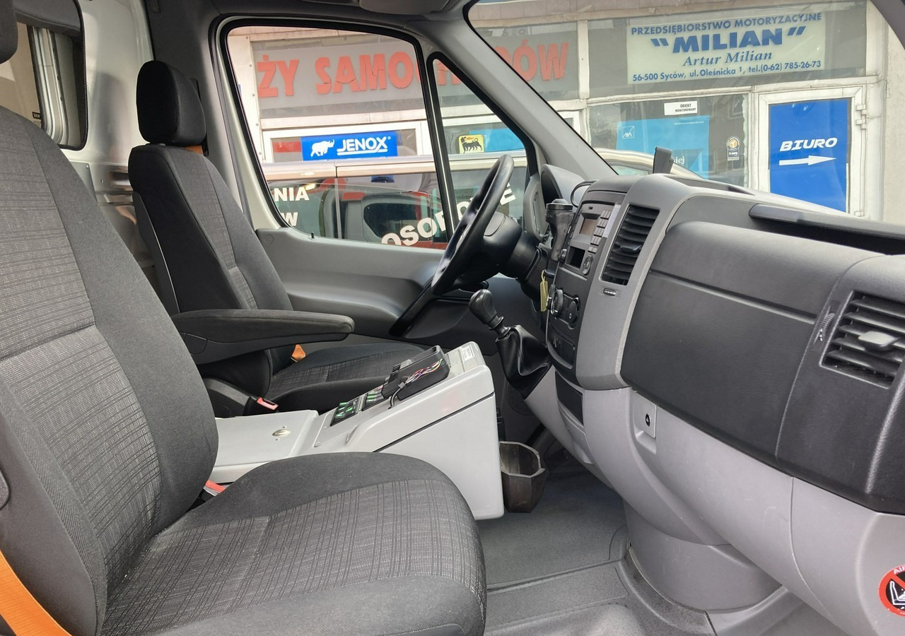 Ambulans Mercedes-Benz Sprinter Sprinter 519 Karetka 4X4 Ambulans MODEL 2017: bild 9