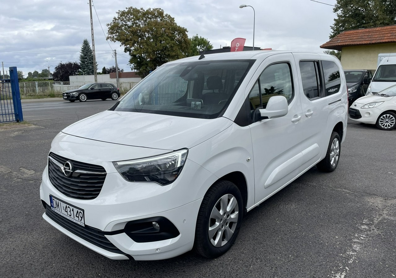 Opel Combo IV Combo Life Opel ComboLife Niepełnosprawnych inwalida rampa Bogate wy - Kombi: bild 3 Opel Combo IV Combo Life Opel ComboLife Niepełnosprawnych inwalida rampa Bogate wy - Kombi: bild 3