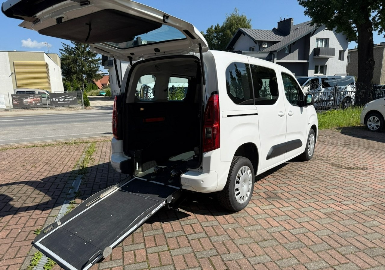 Opel Combo IV Opel Combo Life Niepełnosprawnych inwalida Rampa 32105 km Model 2022 - Personbil: bild 1 Opel Combo IV Opel Combo Life Niepełnosprawnych inwalida Rampa 32105 km Model 2022 - Personbil: bild 1