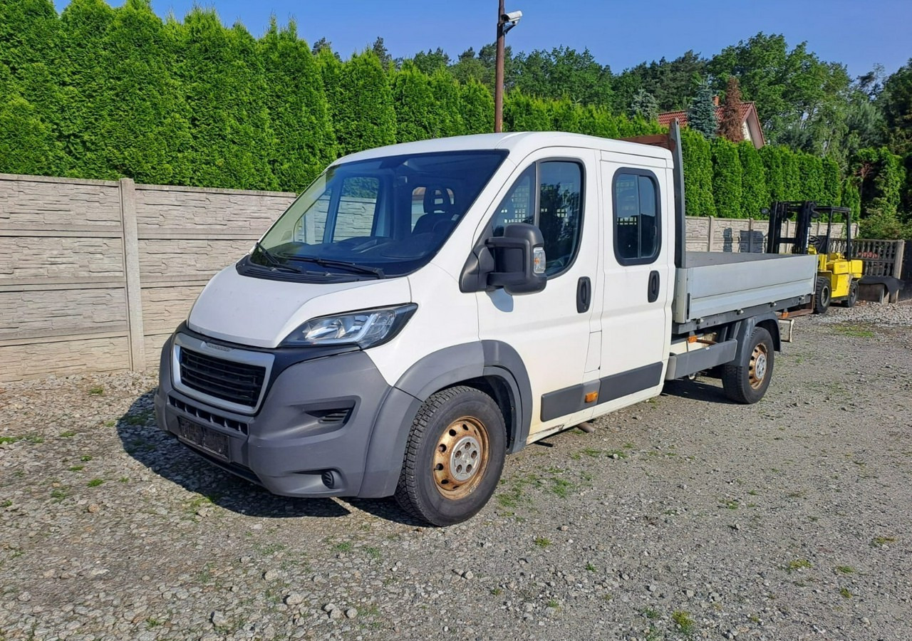 Peugeot Boxer Peugeot Boxer 2.0-130KM klima dokka Brygadówka doka 122tkm 2017 - Transportbil med flak: bild 3 Peugeot Boxer Peugeot Boxer 2.0-130KM klima dokka Brygadówka doka 122tkm 2017 - Transportbil med flak: bild 3