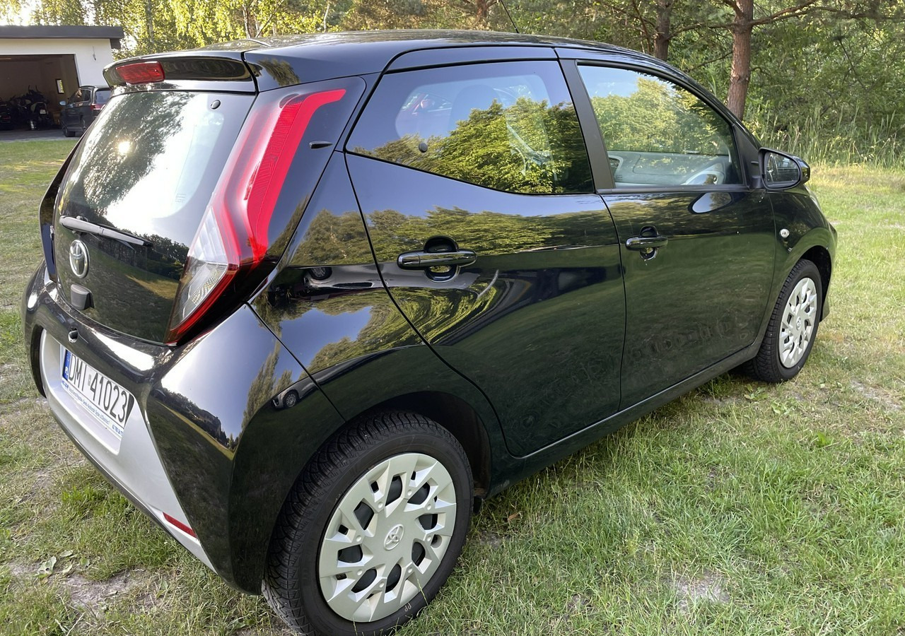 Toyota Aygo II Toyota Aygo 1.0-16V Klima Salon PL 24651km Model 2021 - Hatchback/ Halvkombi: bild 5 Toyota Aygo II Toyota Aygo 1.0-16V Klima Salon PL 24651km Model 2021 - Hatchback/ Halvkombi: bild 5