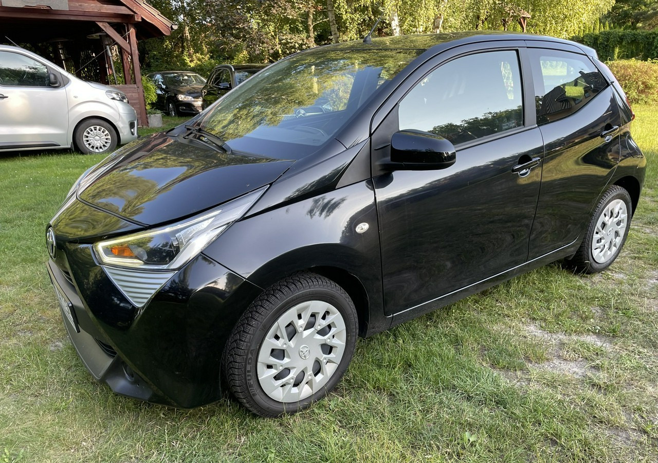 Toyota Aygo II Toyota Aygo 1.0-16V Klima Salon PL 24651km Model 2021 - Hatchback/ Halvkombi: bild 2 Toyota Aygo II Toyota Aygo 1.0-16V Klima Salon PL 24651km Model 2021 - Hatchback/ Halvkombi: bild 2