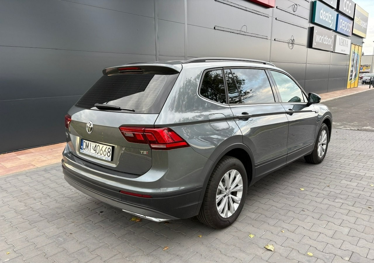 Volkswagen Tiguan II 1,4TSI 150KM 65tyśkm 7osobowy Comfort Tempomat ACC Klima Alu 2018 - SUV: bild 4 Volkswagen Tiguan II 1,4TSI 150KM 65tyśkm 7osobowy Comfort Tempomat ACC Klima Alu 2018 - SUV: bild 4