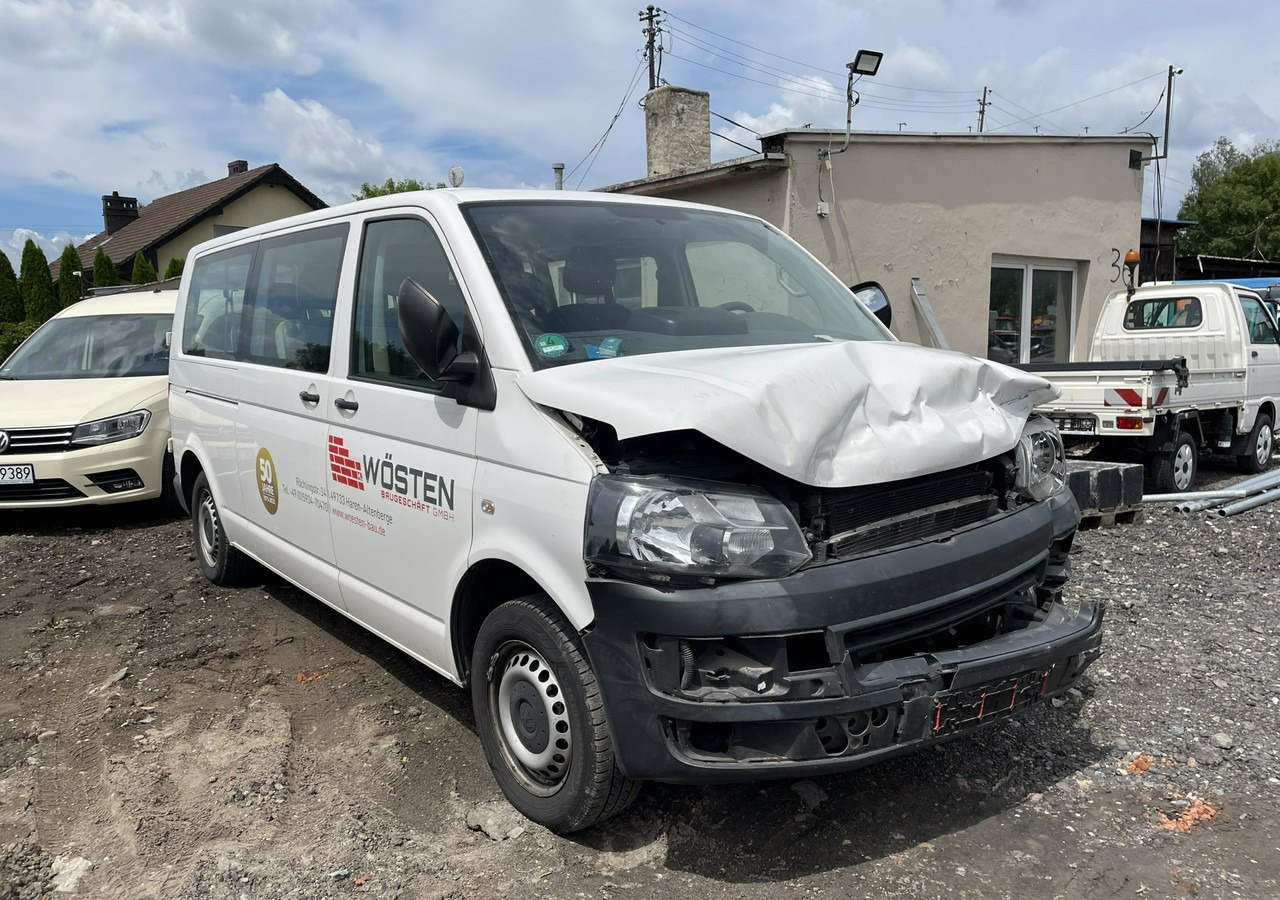 Volkswagen Transporter T5 Volkswagen Transporter Long 2.0-140KM 9-osobowy Model 2015 - Personbil: bild 1 Volkswagen Transporter T5 Volkswagen Transporter Long 2.0-140KM 9-osobowy Model 2015 - Personbil: bild 1