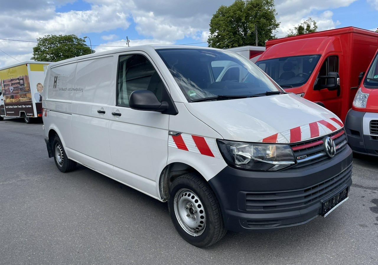 Volkswagen Transporter Volkswagen Transporter T6 Long 2.0-150KM 4X4 Klima Model 2018 - Skåpbil: bild 1 Volkswagen Transporter Volkswagen Transporter T6 Long 2.0-150KM 4X4 Klima Model 2018 - Skåpbil: bild 1
