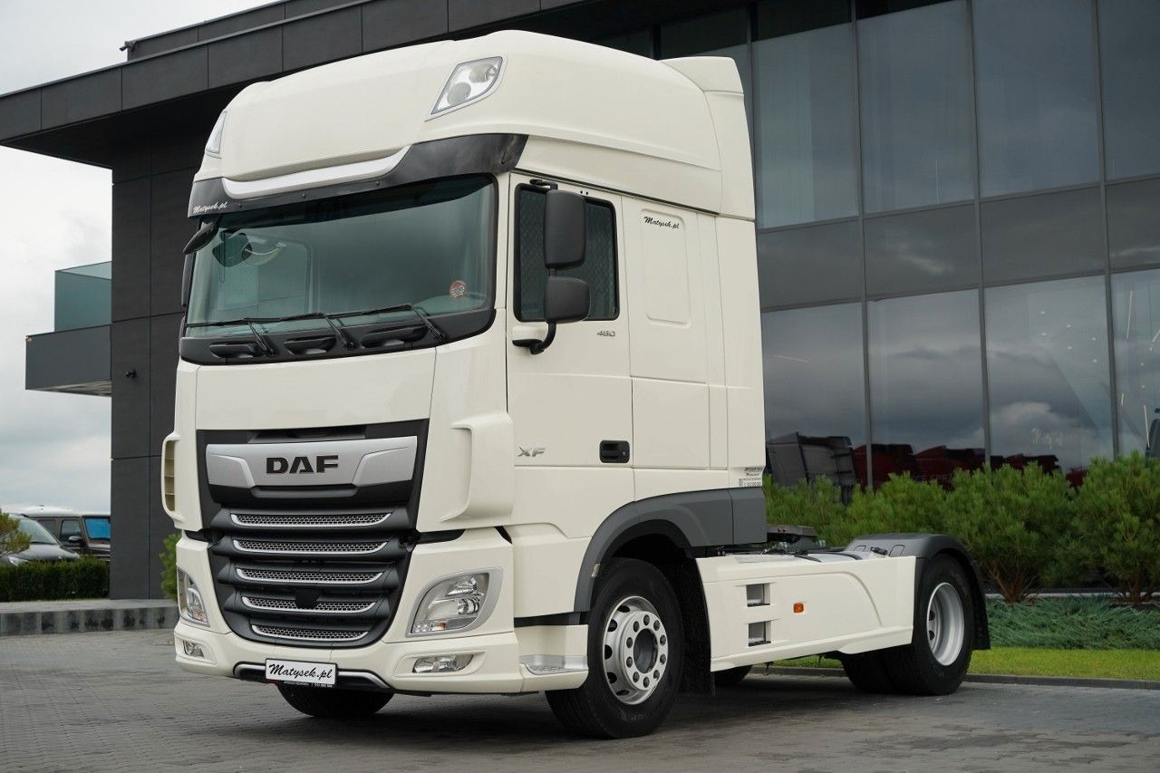 DAF XF 480 / SUPER SPACE CAB / OPONY 100% / 2021 ROK - Dragbil: bild 1 DAF XF 480 / SUPER SPACE CAB / OPONY 100% / 2021 ROK - Dragbil: bild 1