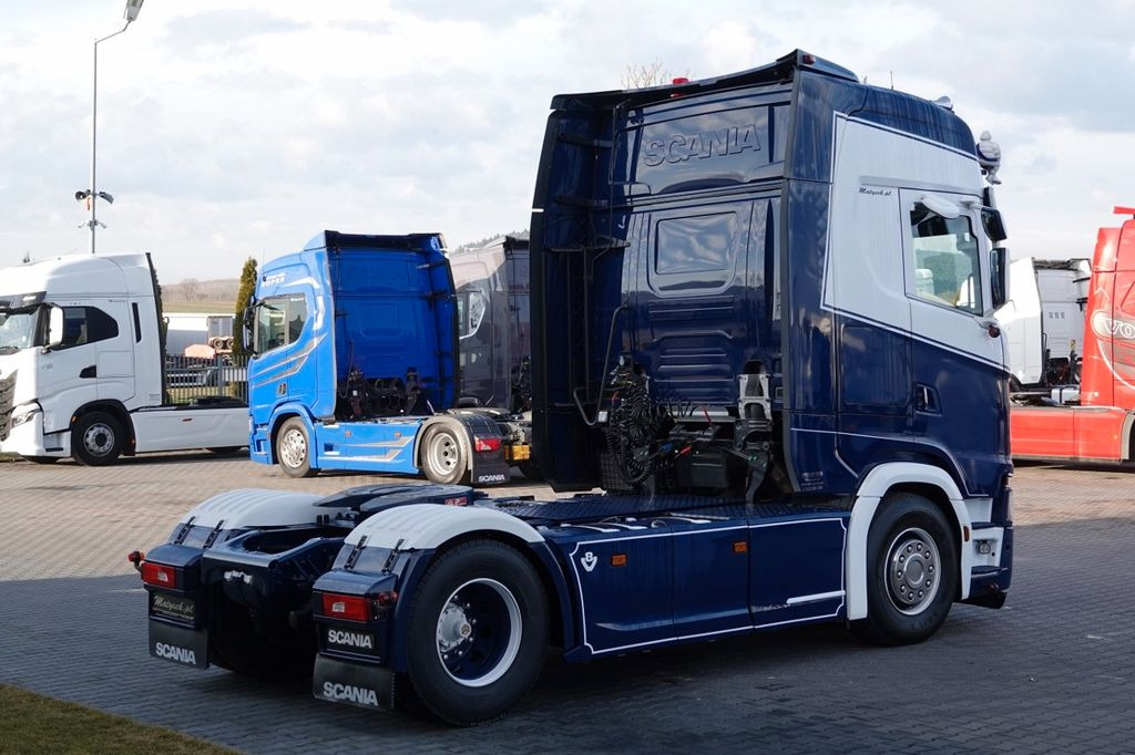 Scania S 580 / V8 / RETARDER / FULL AIRMATIC / I-PARK C - Dragbil: bild 5 Scania S 580 / V8 / RETARDER / FULL AIRMATIC / I-PARK C - Dragbil: bild 5