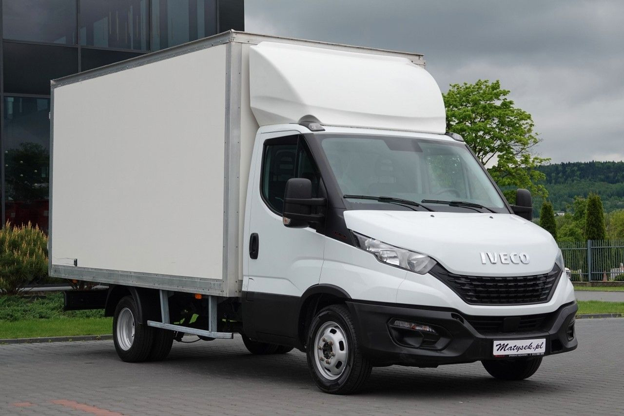 Iveco DAILY 3,0 D / KONTENER / 2020 ROK /BLIŹNIAK / SP - Kylbil: bild 1 Iveco DAILY 3,0 D / KONTENER / 2020 ROK /BLIŹNIAK / SP - Kylbil: bild 1