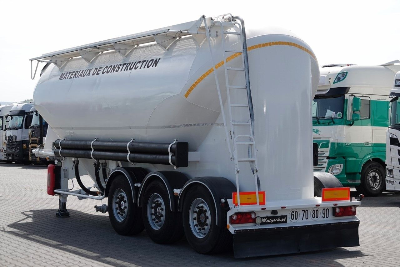 Spitzer CEMENTONACZEPA / 34 000 L / SILOS / 3 KOMORY / O - Bulktrailer: bild 4 Spitzer CEMENTONACZEPA / 34 000 L / SILOS / 3 KOMORY / O - Bulktrailer: bild 4