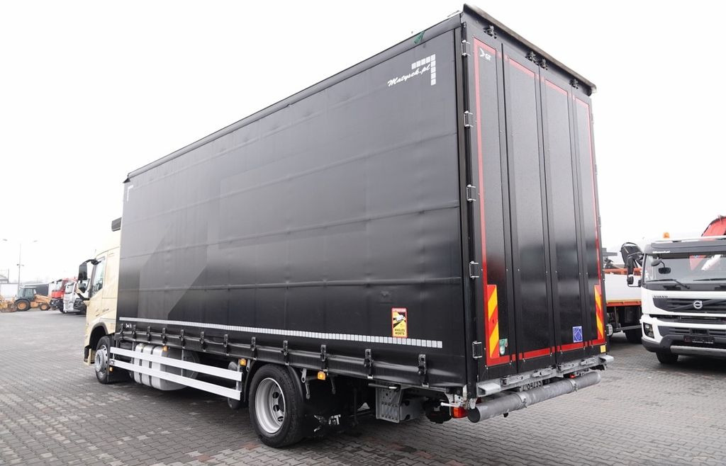 Volvo FM 380 / FIRANKA- 7,7 m / 60m3 / PODNOSZONY DACH - Kapellbil: bild 3 Volvo FM 380 / FIRANKA- 7,7 m / 60m3 / PODNOSZONY DACH - Kapellbil: bild 3