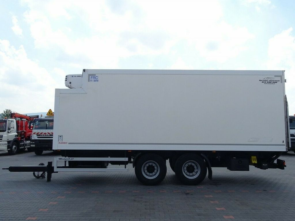 Wielton PLANDEX/REFRIDGERATOR/19 PALLETS/TK TS300/7,55 M - Kylsläp: bild 2 Wielton PLANDEX/REFRIDGERATOR/19 PALLETS/TK TS300/7,55 M - Kylsläp: bild 2