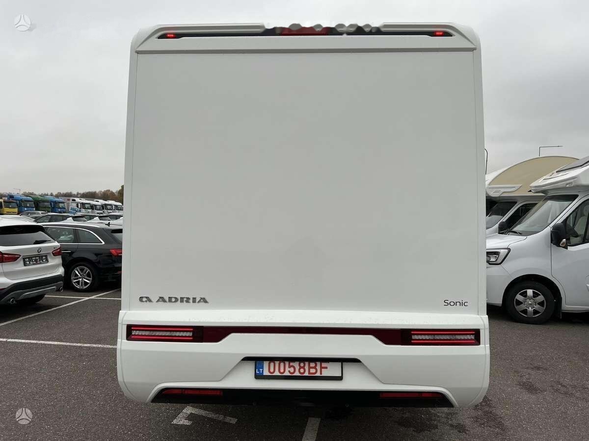 Adria Sonic Plus 700DC - Helintegrerad husbil: bild 4 Adria Sonic Plus 700DC - Helintegrerad husbil: bild 4