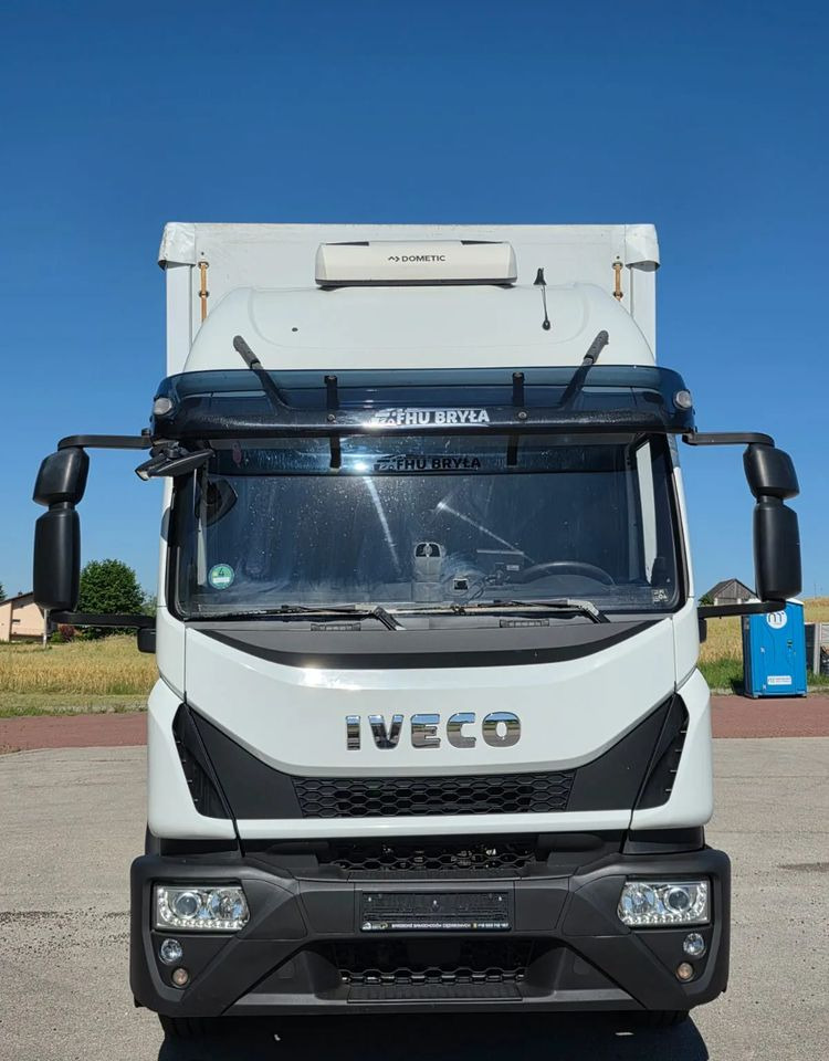 Iveco EUROCARGO 160E320/FIRANKA/WINDA/AUTOMAT/NISKI PRZEBIEG/E6/SPROWADZONY/PIERWSZY WŁAŚCICIEL - Kapellbil: bild 3 Iveco EUROCARGO 160E320/FIRANKA/WINDA/AUTOMAT/NISKI PRZEBIEG/E6/SPROWADZONY/PIERWSZY WŁAŚCICIEL - Kapellbil: bild 3