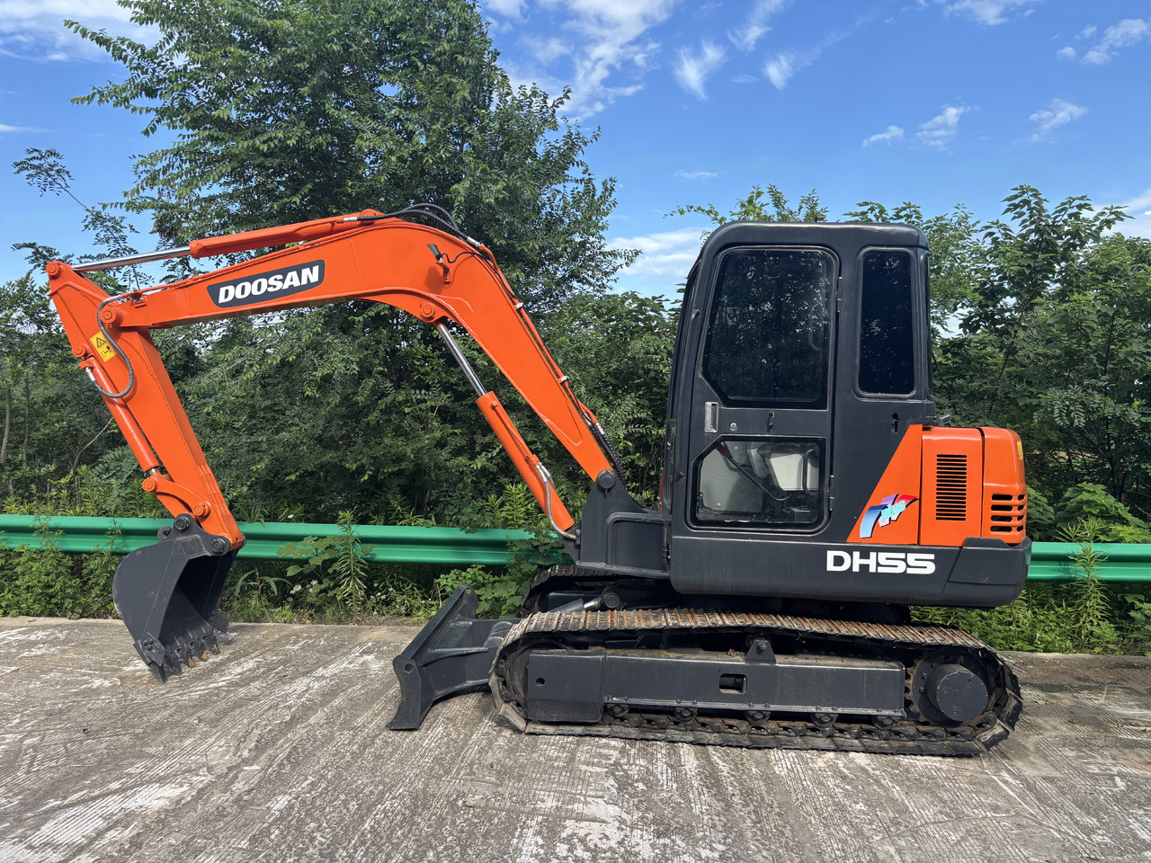 Doosan DH 55-7 DH55 - Minigrävmaskin: bild 1 Doosan DH 55-7 DH55 - Minigrävmaskin: bild 1