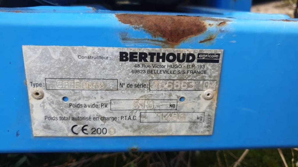Berthoud Winair 1500 - Bogserad spruta: bild 4 Berthoud Winair 1500 - Bogserad spruta: bild 4
