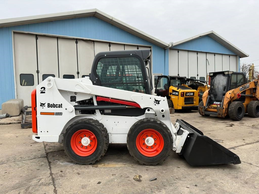 Bobcat S 550 - Kompaktlastare/ Slirstyrda lastare: bild 3 Bobcat S 550 - Kompaktlastare/ Slirstyrda lastare: bild 3