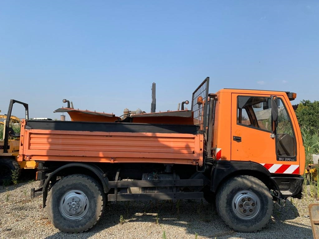 Bucher BU 200 - Plogbil: bild 3 Bucher BU 200 - Plogbil: bild 3