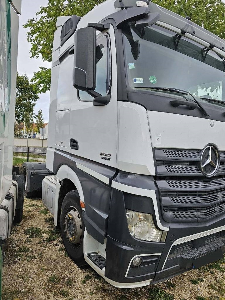 Mercedes-Benz Actros 1842 - Dragbil: bild 2 Mercedes-Benz Actros 1842 - Dragbil: bild 2