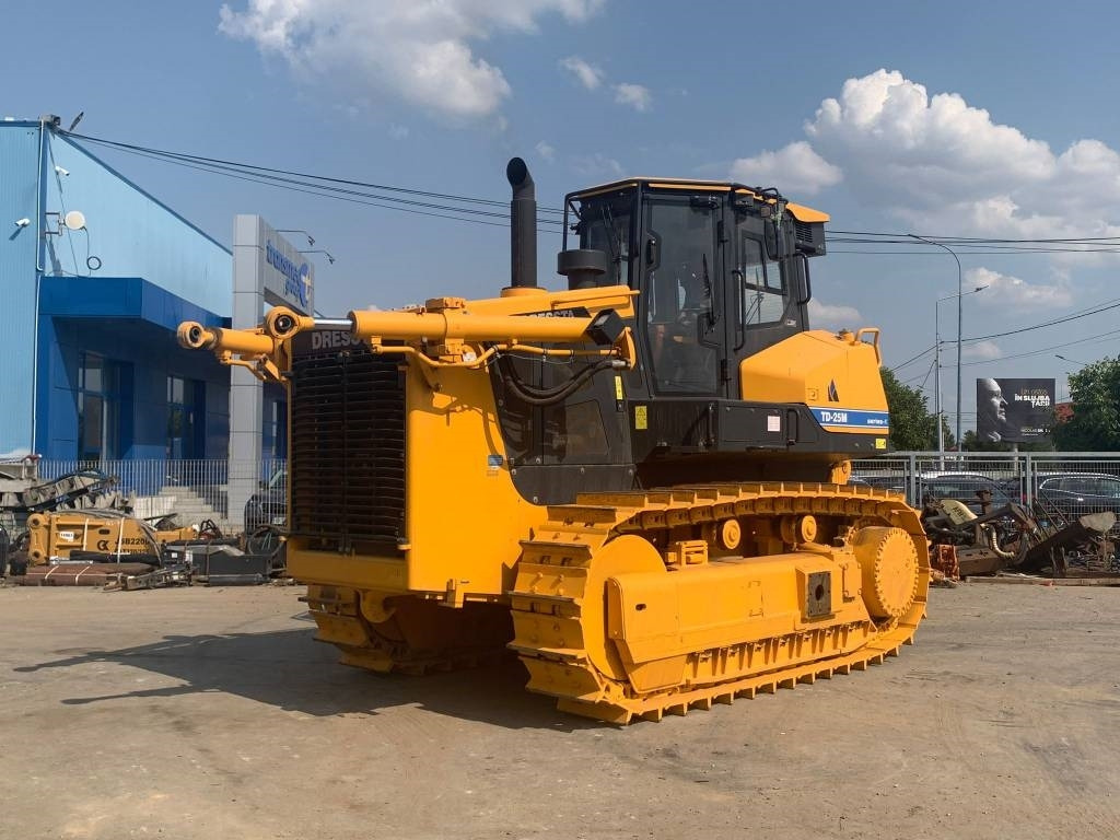 Dressta TD25M - Bulldozer: bild 3 Dressta TD25M - Bulldozer: bild 3