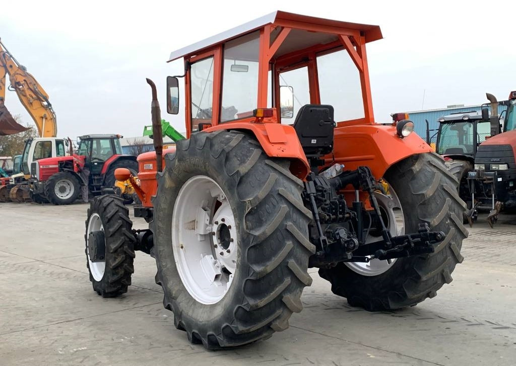 Fiat 1000DT - Traktor: bild 2 Fiat 1000DT - Traktor: bild 2