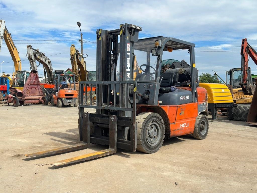 Heli CPQD50 - Gasoltruck: bild 1 Heli CPQD50 - Gasoltruck: bild 1