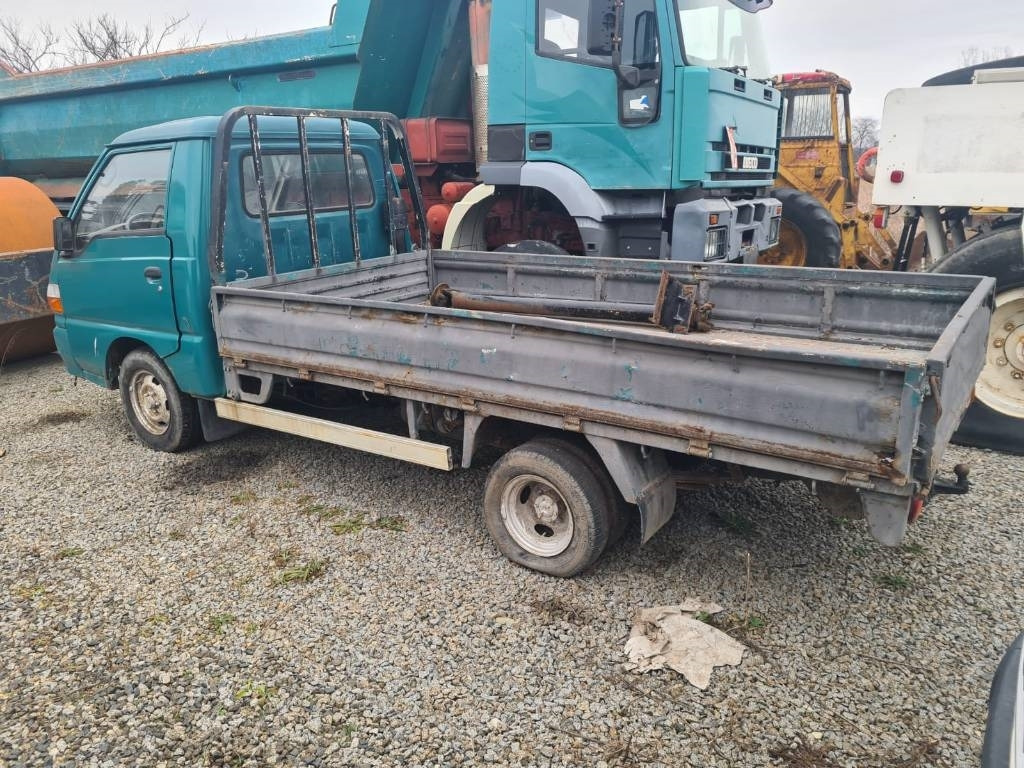Hyundai H 100 - Flakbil: bild 4 Hyundai H 100 - Flakbil: bild 4