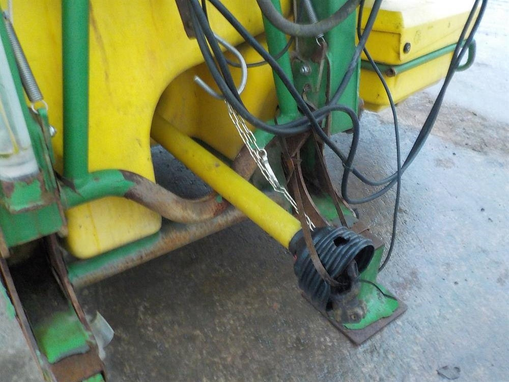 John Deere 510 - Traktorburen spruta: bild 5 John Deere 510 - Traktorburen spruta: bild 5