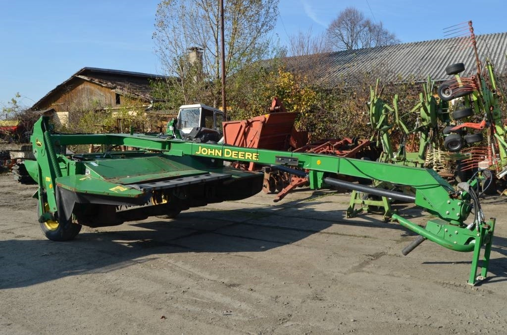 John Deere 530 - Slåttermaskin: bild 1 John Deere 530 - Slåttermaskin: bild 1