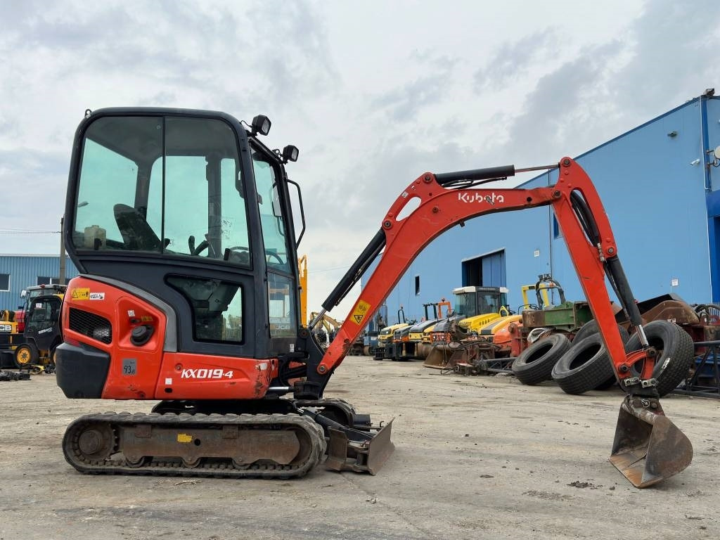 Kubota KX 019-4 - Minigrävmaskin: bild 2 Kubota KX 019-4 - Minigrävmaskin: bild 2