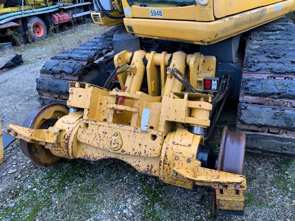 New Holland E 135 SR-1ES RAILWAY - Bandgrävare: bild 5 New Holland E 135 SR-1ES RAILWAY - Bandgrävare: bild 5