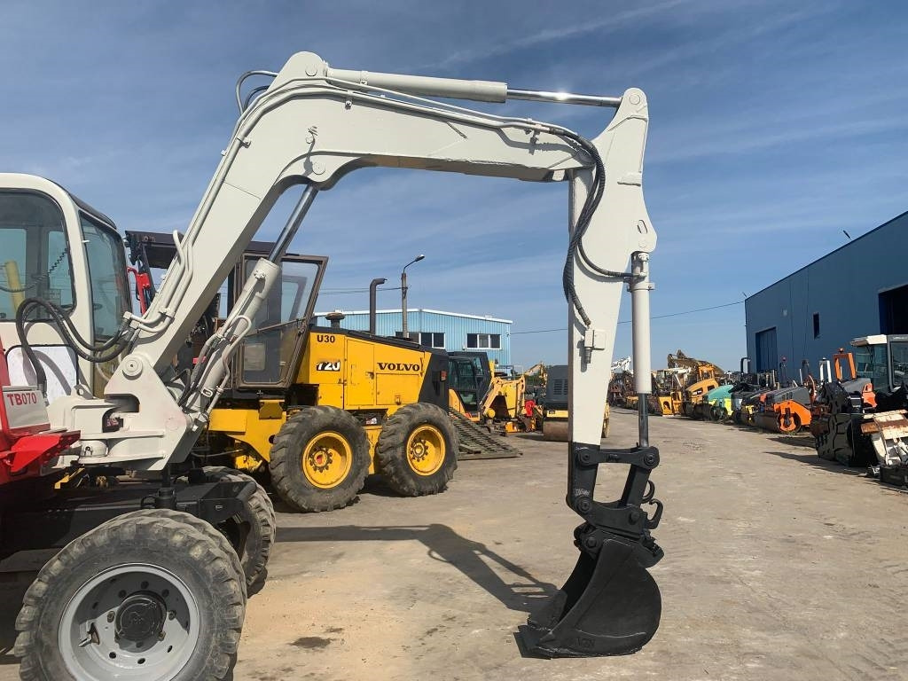Takeuchi TB070W - Grävmaskin på däck: bild 5 Takeuchi TB070W - Grävmaskin på däck: bild 5