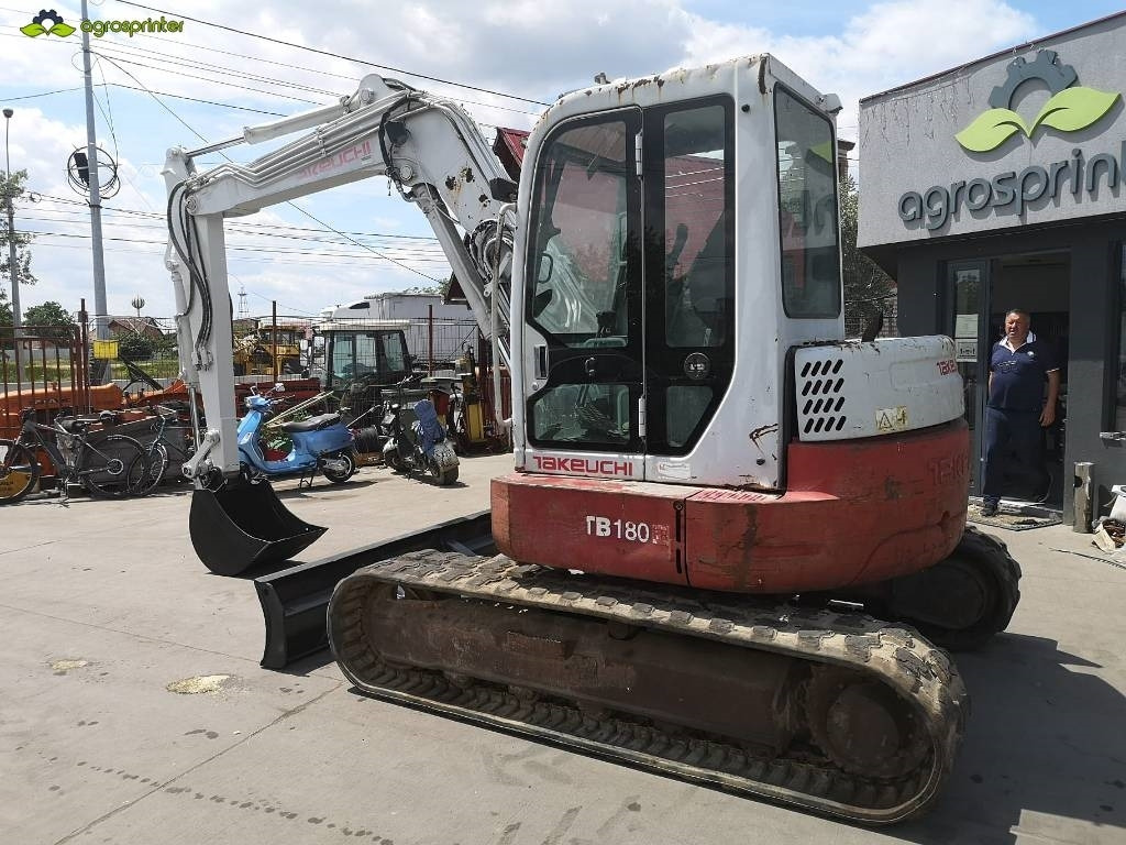 Takeuchi TB180FR - Minigrävmaskin: bild 4 Takeuchi TB180FR - Minigrävmaskin: bild 4