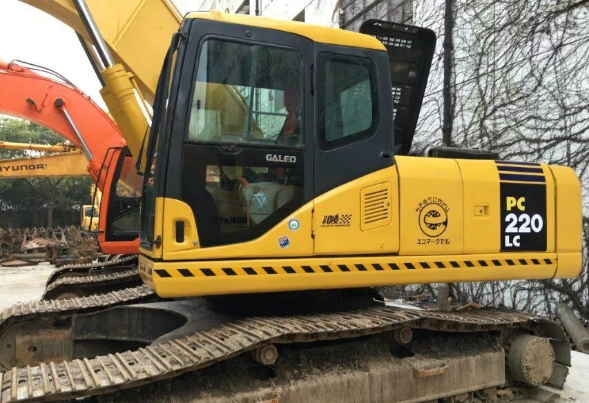 Komatsu PC220-7 - Minigrävmaskin: bild 3 Komatsu PC220-7 - Minigrävmaskin: bild 3