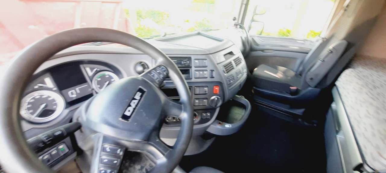 DAF XF106-460PS 1-Hand - Dragbil: bild 5 DAF XF106-460PS 1-Hand - Dragbil: bild 5