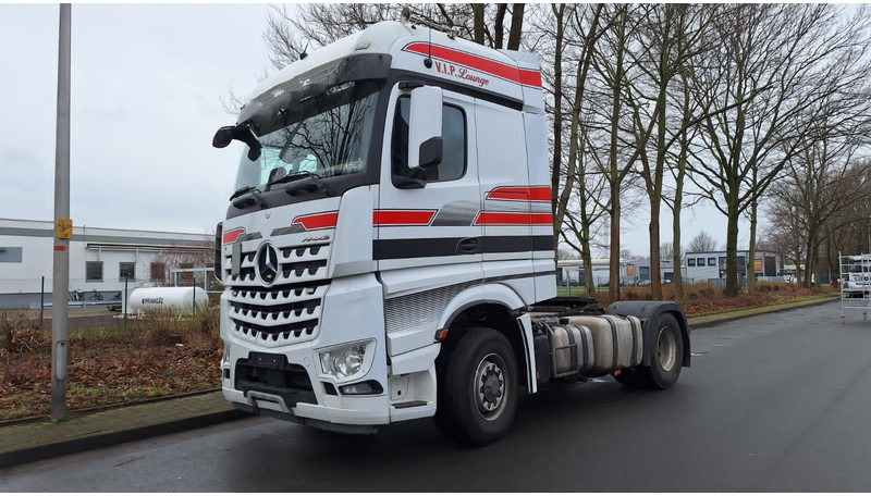 Mercedes-Benz 1845 Arocs 4x4 HD 1-Hand - Dragbil: bild 1 Mercedes-Benz 1845 Arocs 4x4 HD 1-Hand - Dragbil: bild 1