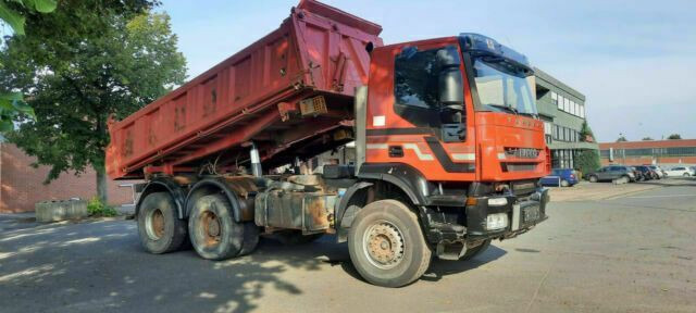 Iveco 260AD500PS 6x4 Blatt/Blatt AHK Retarder - Tippbil lastbil: bild 3 Iveco 260AD500PS 6x4 Blatt/Blatt AHK Retarder - Tippbil lastbil: bild 3