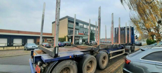 Kässbohrer SCV Plattform Mit Rungen 3 Achser - Timmertrailer: bild 2 Kässbohrer SCV Plattform Mit Rungen 3 Achser - Timmertrailer: bild 2
