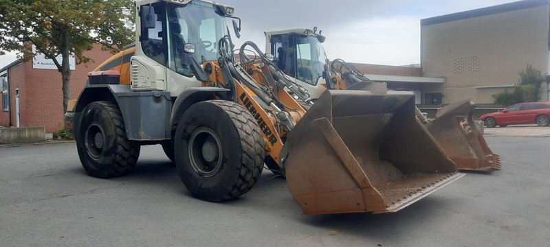 Liebherr L542 1-Hand Reifen:50% Deuschema - Hjullastare: bild 2 Liebherr L542 1-Hand Reifen:50% Deuschema - Hjullastare: bild 2